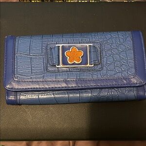 Blue Croc-Embossed Women's Clutch wallet